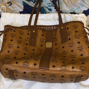 Mcm Bag Liz Reversible Medium Tote